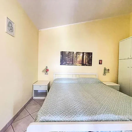 Residenza Del Sole By Interhome Apartman